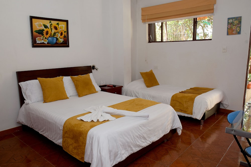 Niza Norte Bed and Breakfast. Apartments and suites.