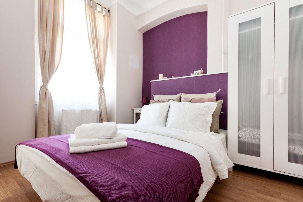 Budapestay Apartments