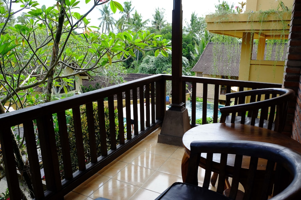 Jati 3 Bungalows and Spa