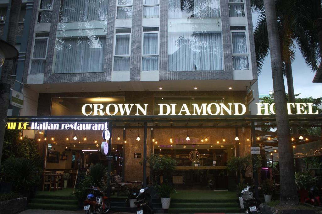 Crown Diamond Hotel