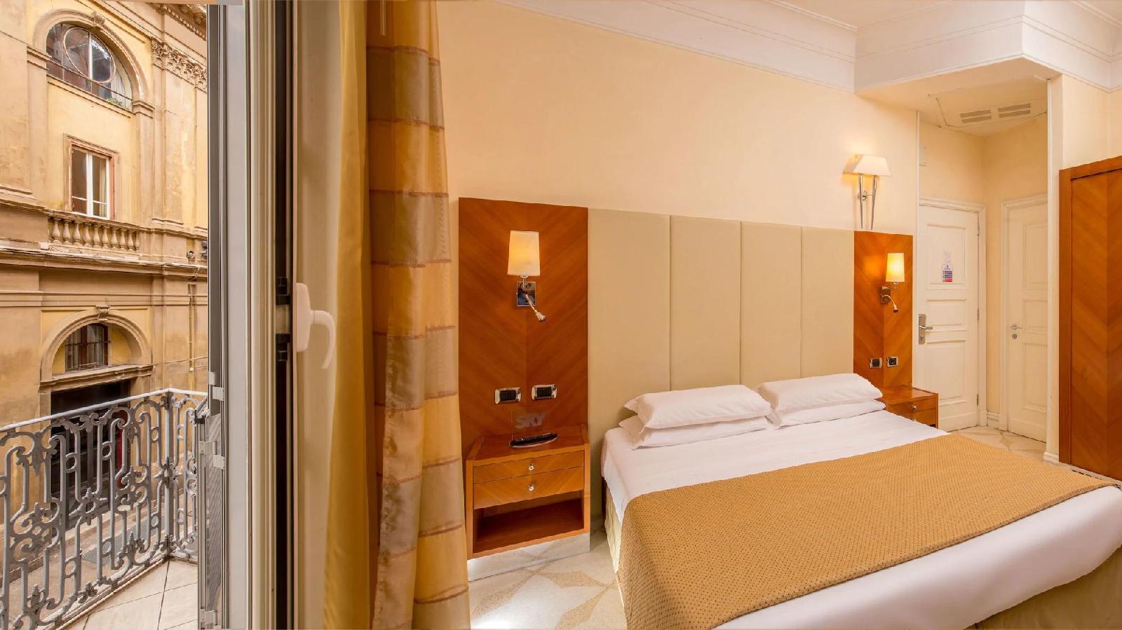 Hotel Opera Roma