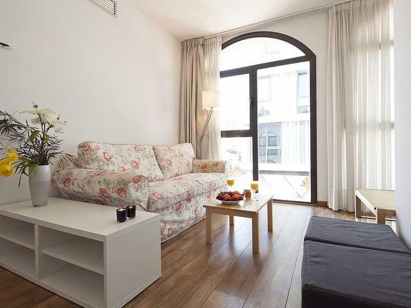 Inside Barcelona Apartments Sants