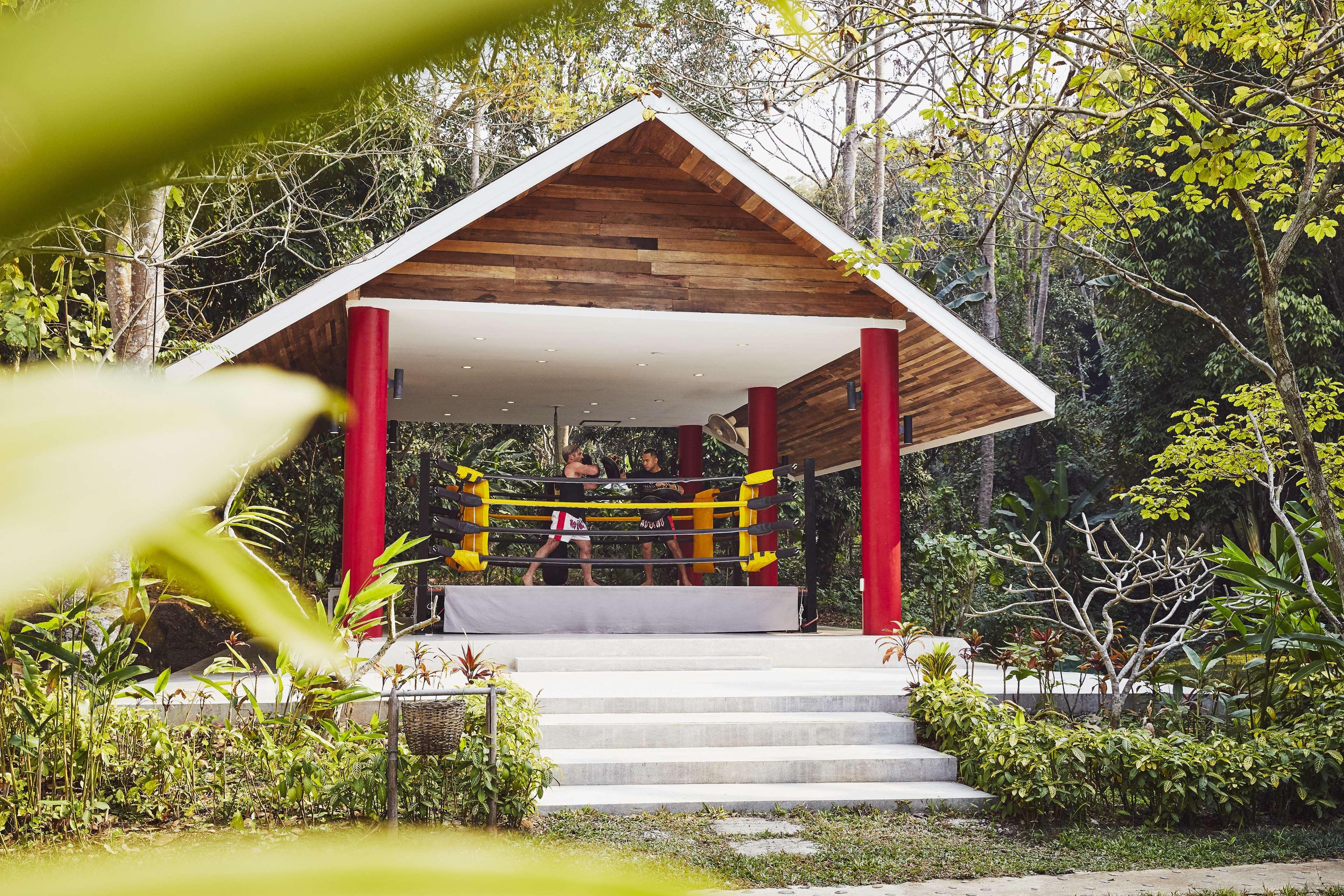 ANANTARA GOLDEN TRIANGLE ELEPHANT CAMP & RESORT