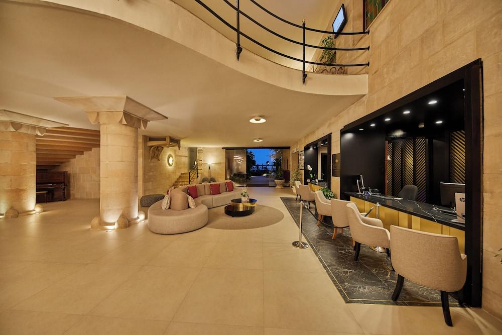 Secrets Mallorca Villamil Resort and Spa