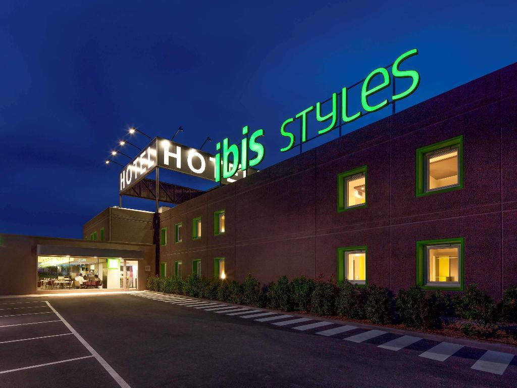 IBIS STYLES LLEIDA TORREFARRERA