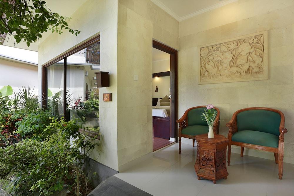 RESPATI BEACH HOTEL