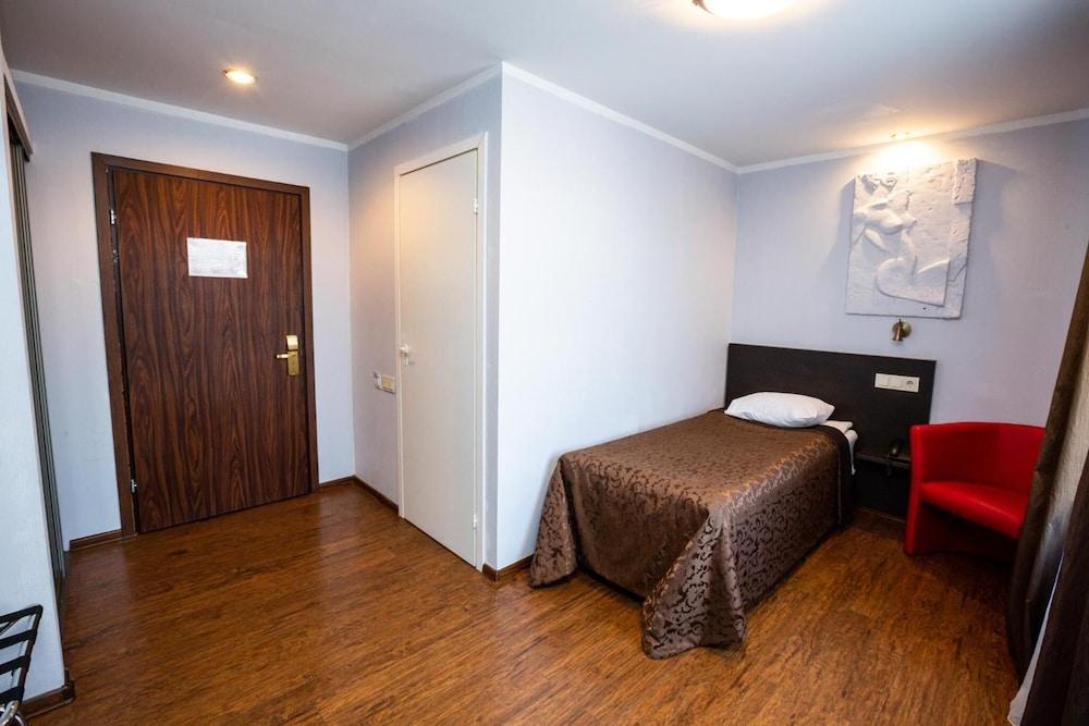 PRIMO HOTEL