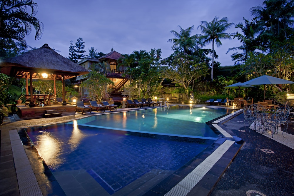 ARTINI 2 COTTAGES