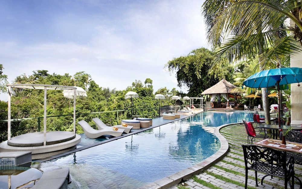 THE MANSION RESORT HOTEL & SPA