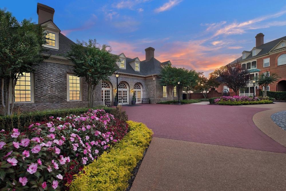 MARRIOTT'S MANOR CLUB AT FORD'S COLONY