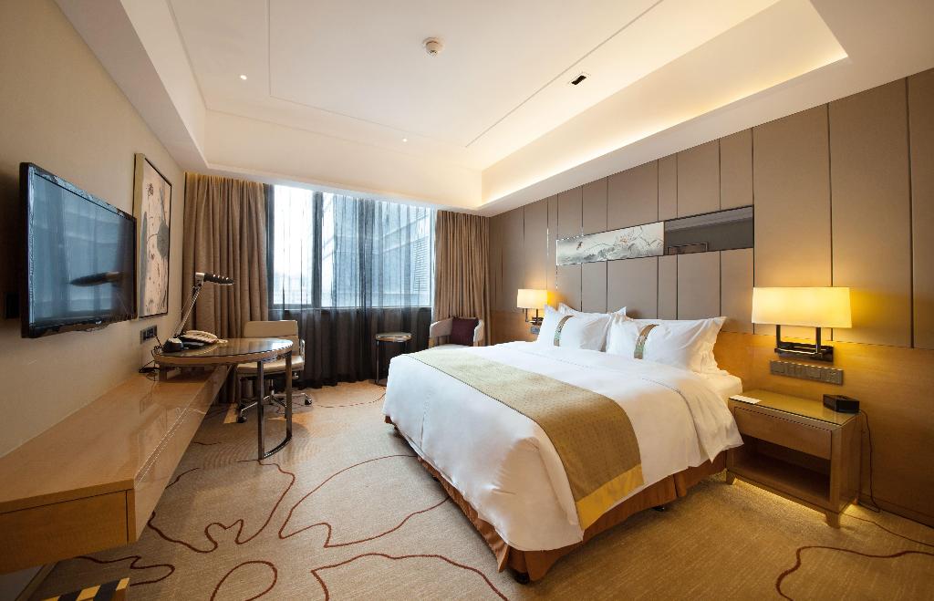 HOLIDAY INN CHENGDU ORIENTAL PLAZA, AN IHG HOTEL